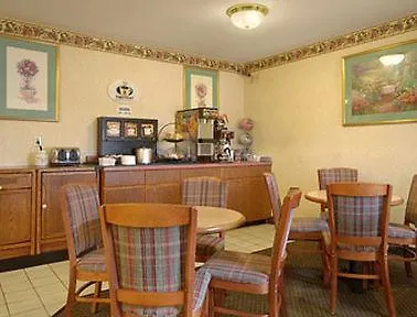 Super 8 By Wyndham Danville 
