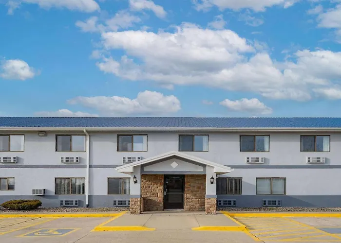 Super 8 By Wyndham Danville