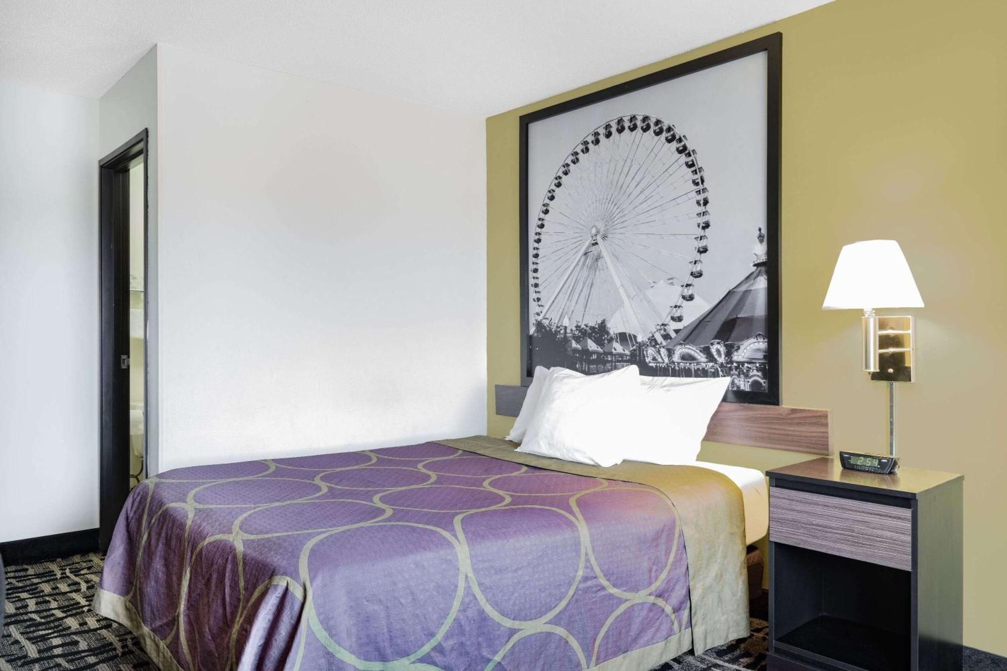 Super 8 By Wyndham 2* Danville