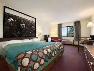Super 8 By Wyndham Danville